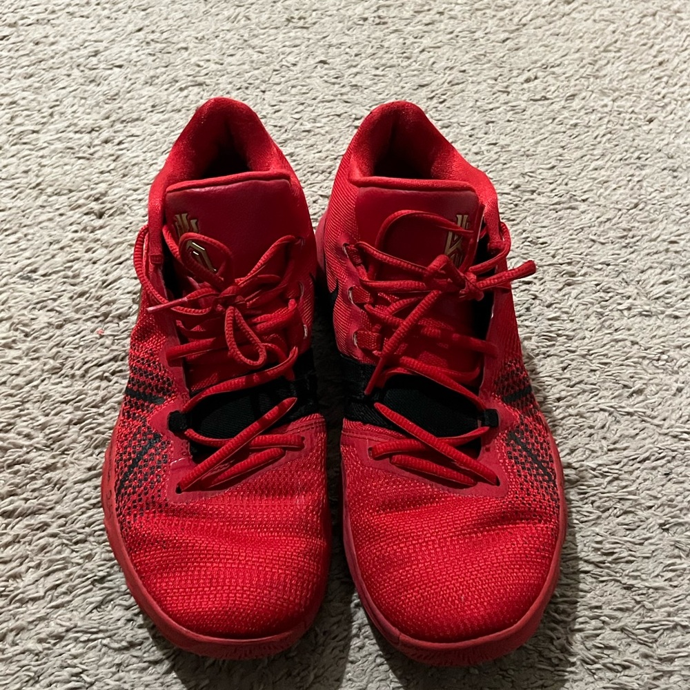 Nike Kyrie Flytrap 4 Size. 9.5 - image 1